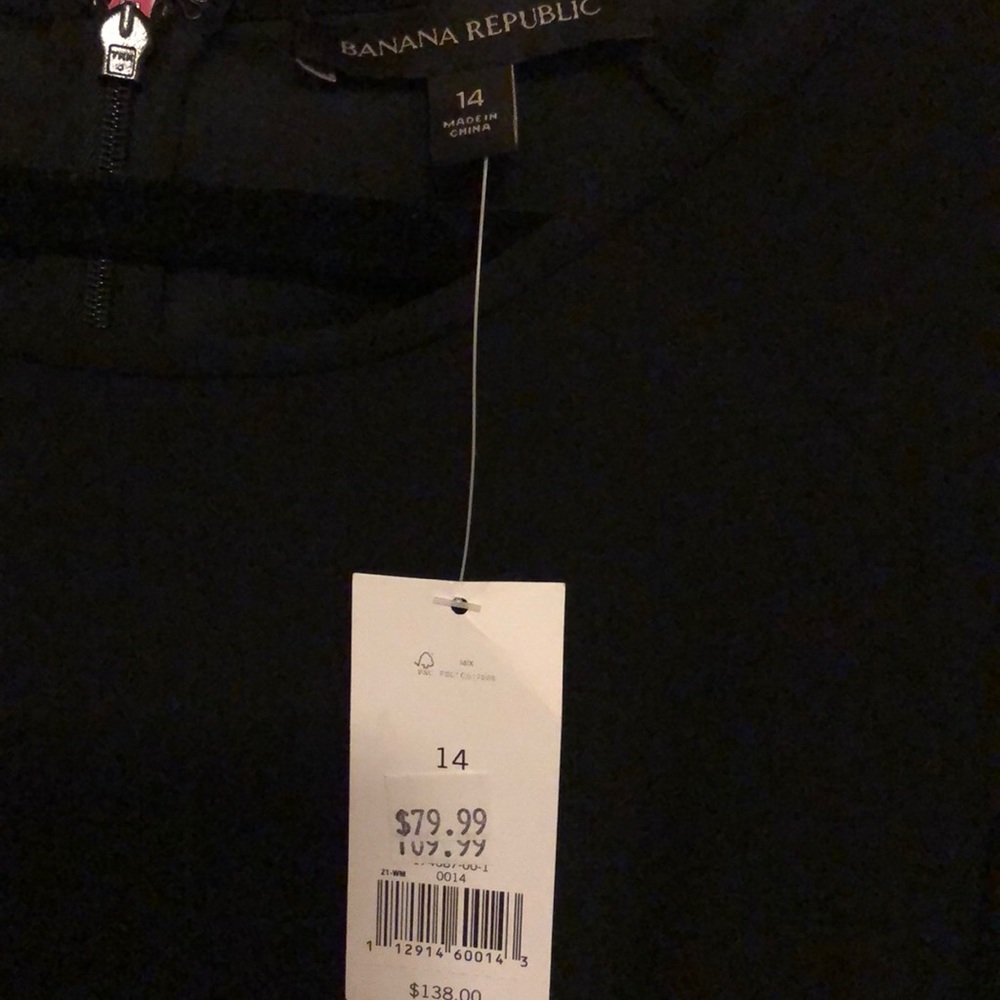 Banana Republic Black dress 👗 - Picture 3 of 5
